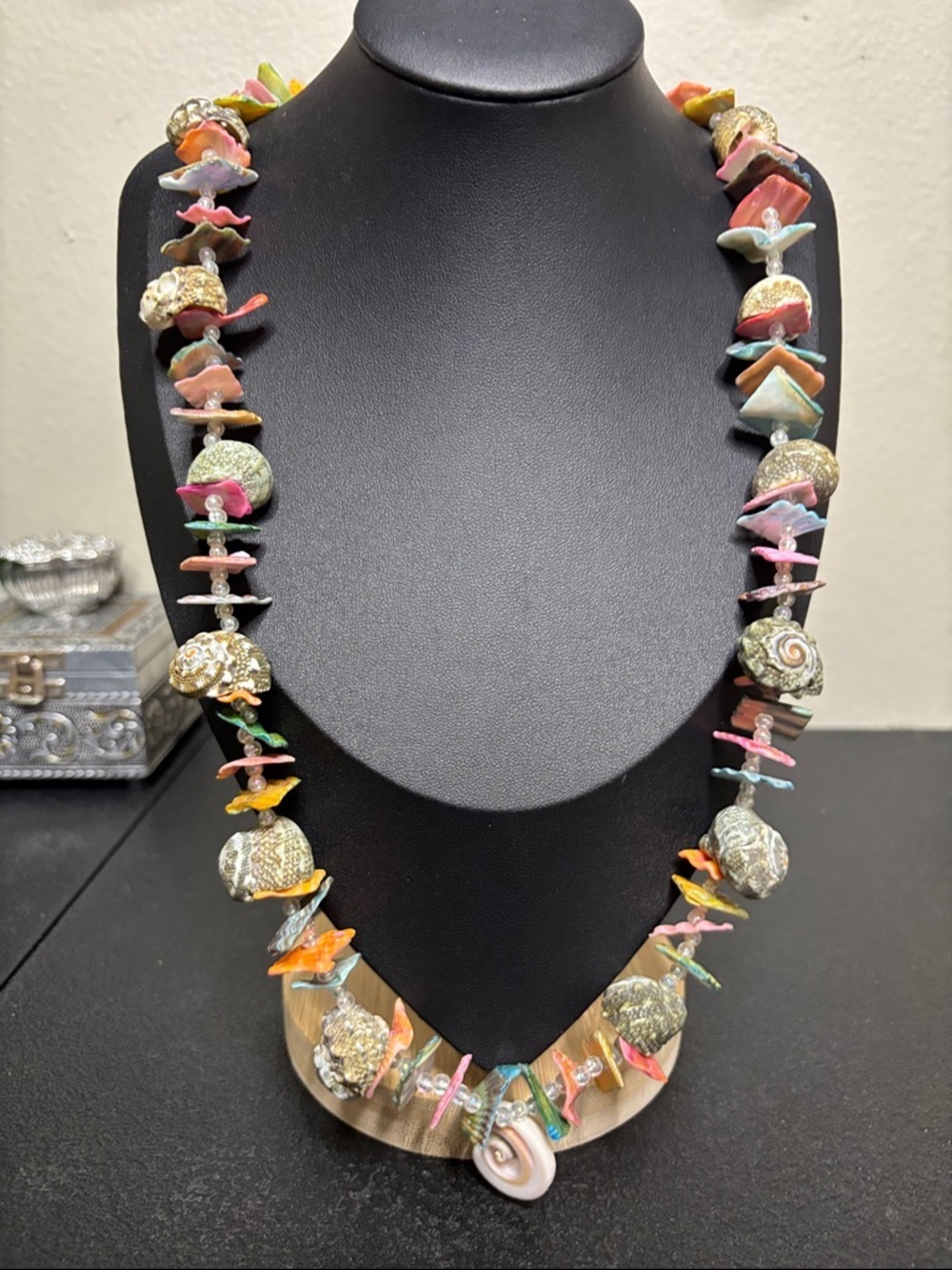 Colorful Shell Beach Lei Beaded Boho Coastal Necklace